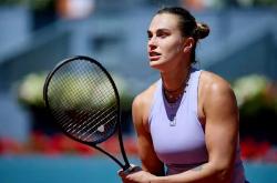 AYXapp下载-关于西班牙网球队爆冷欧洲网球队，兹维列夫三分雨点燃全场的信息