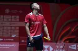 爱游戏官方-印度队横扫泰国队，黄鸭组合点燃赛场