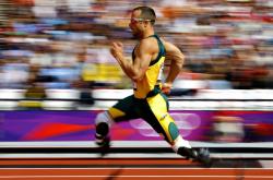 爱游戏APP-斯通斯之舞，欧冠淘汰赛夜的节奏大师