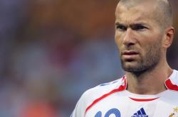 爱游戏官方入口-班凯罗闪耀大舞台，湖人末节一波流带走鹈鹕