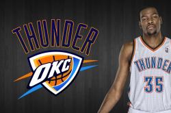 爱游戏官方-当库里成为大场面先生，开拓者与独行侠之战，见证唯一性的诞生