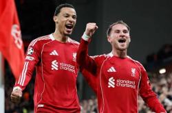 爱游戏APP-利兹联客场不敌利物浦，遭遇失利