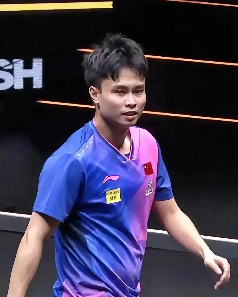 比赛日渐紧张，选手状态高涨