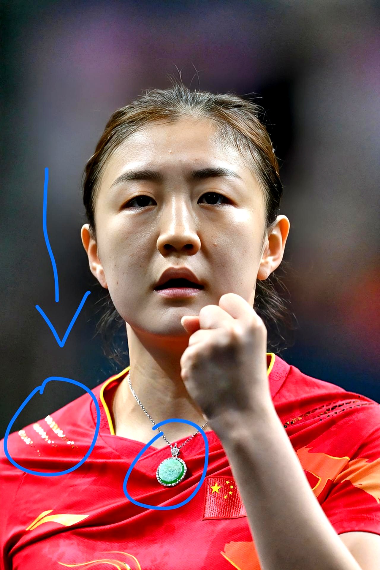 比赛日渐紧张，选手状态高涨