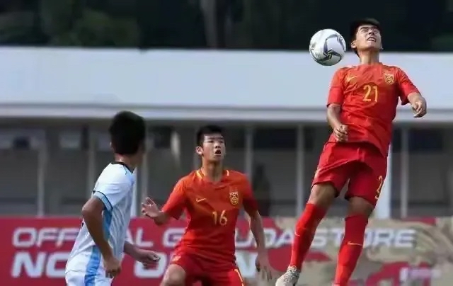 足球运动员们的超凡表现值得称赞 足球运动员们的超凡表现值得称赞