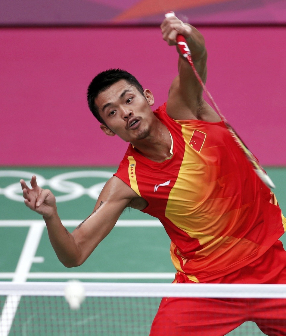 羽毛球冠军产生,选手精湛技艺 羽毛球冠军产生,选手精湛技艺