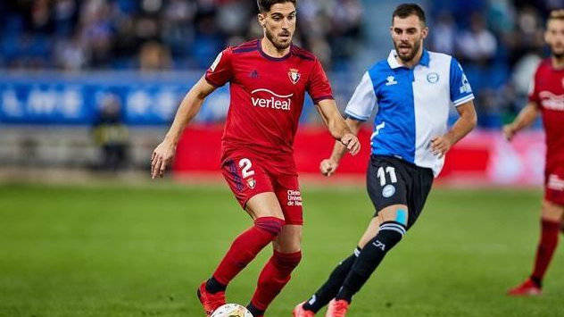 奥萨苏纳门将扑出绝杀球,力保比分领先 奥萨苏纳门将扑出绝杀球,力保比分领先