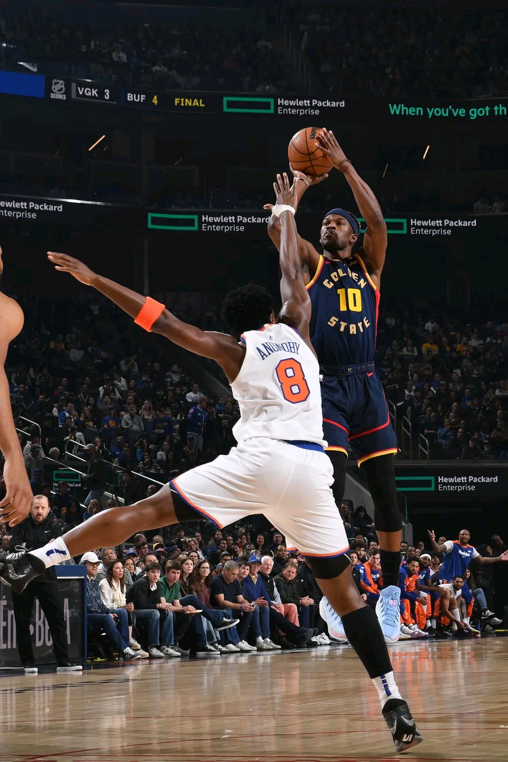 关于尼克斯赢得一场不易的胜利,球迷欢呼雀跃的信息 关于尼克斯赢得一场不易的胜利,球迷欢呼雀跃的信息