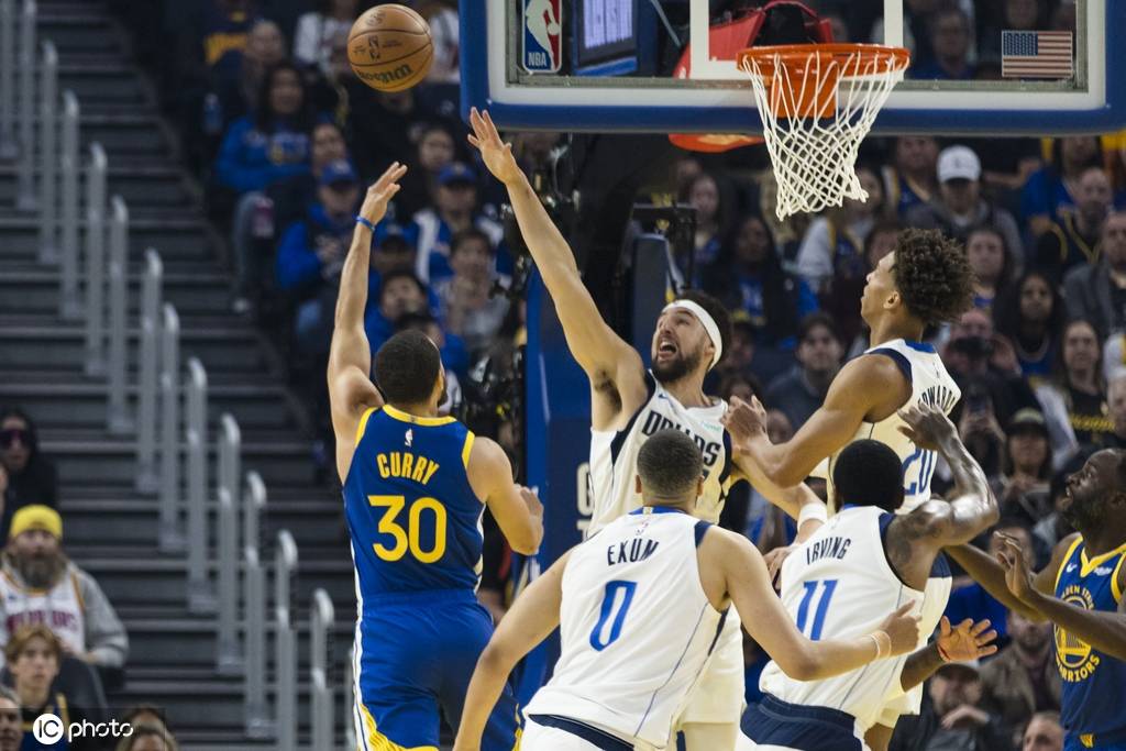 国王主场大胜独行侠，夺得两连胜