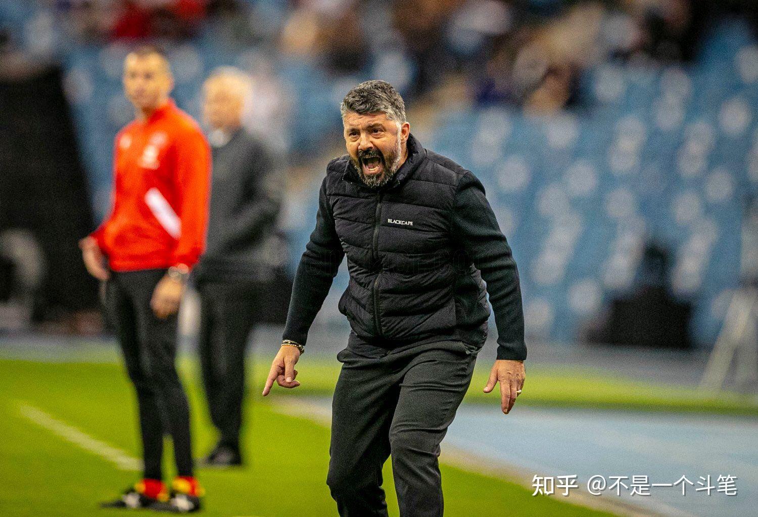 瓦伦西亚豪取三分,晋级希望转大的简单介绍 瓦伦西亚豪取三分,晋级希望转大的简单介绍