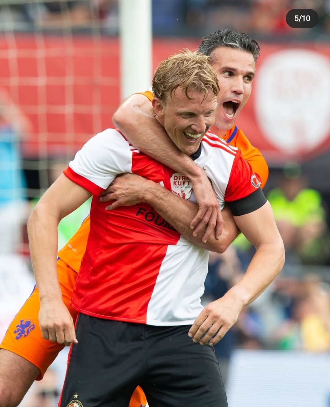 巴西险胜阿森纳,范佩西关键制胜 巴西险胜阿森纳,范佩西关键制胜