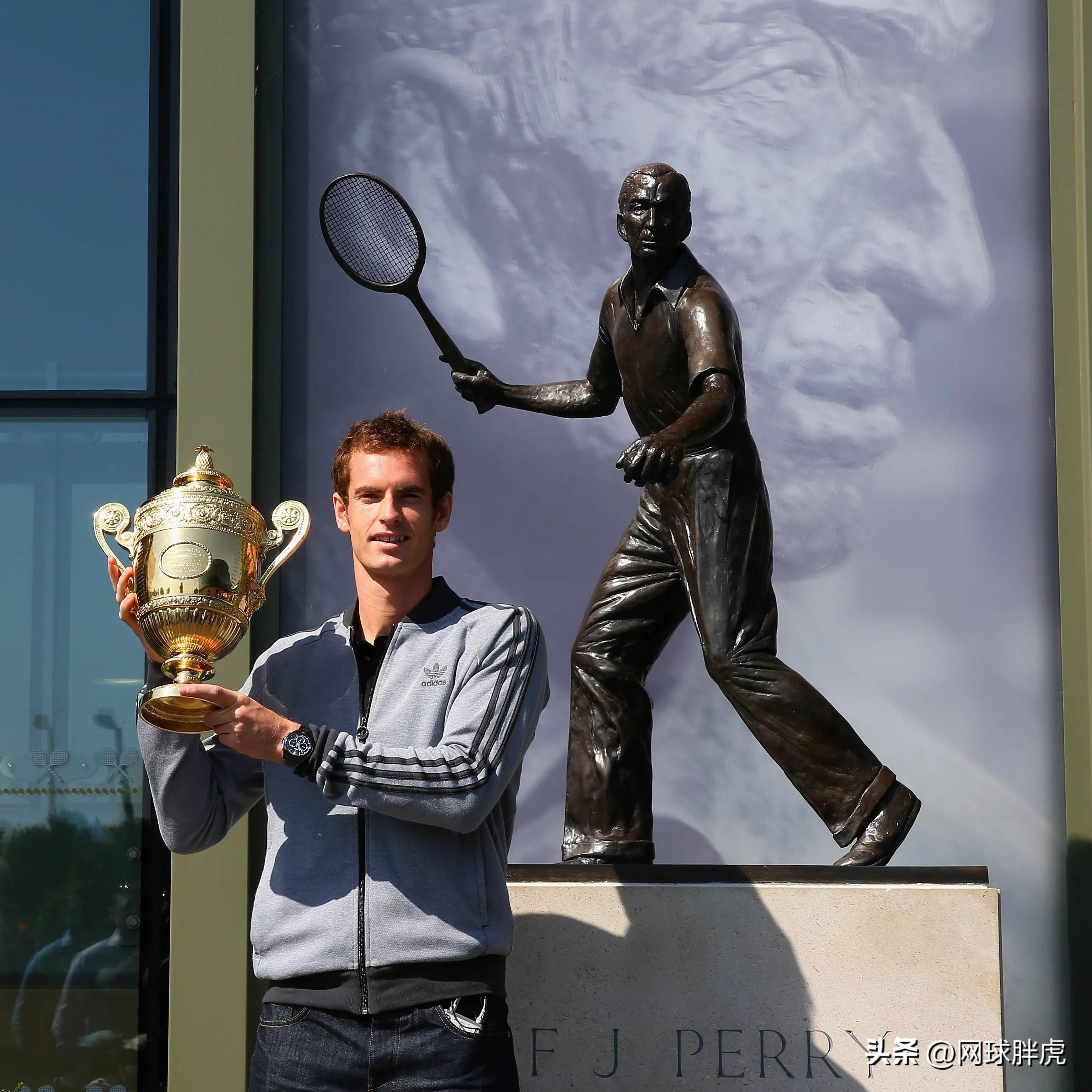 意大利网球队强势英国网球队，穆雷三分雨点燃全场的简单介绍