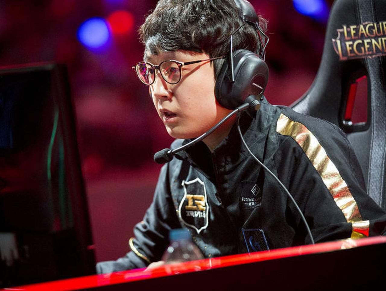 V5横扫HKA，Faker高光表现的简单介绍