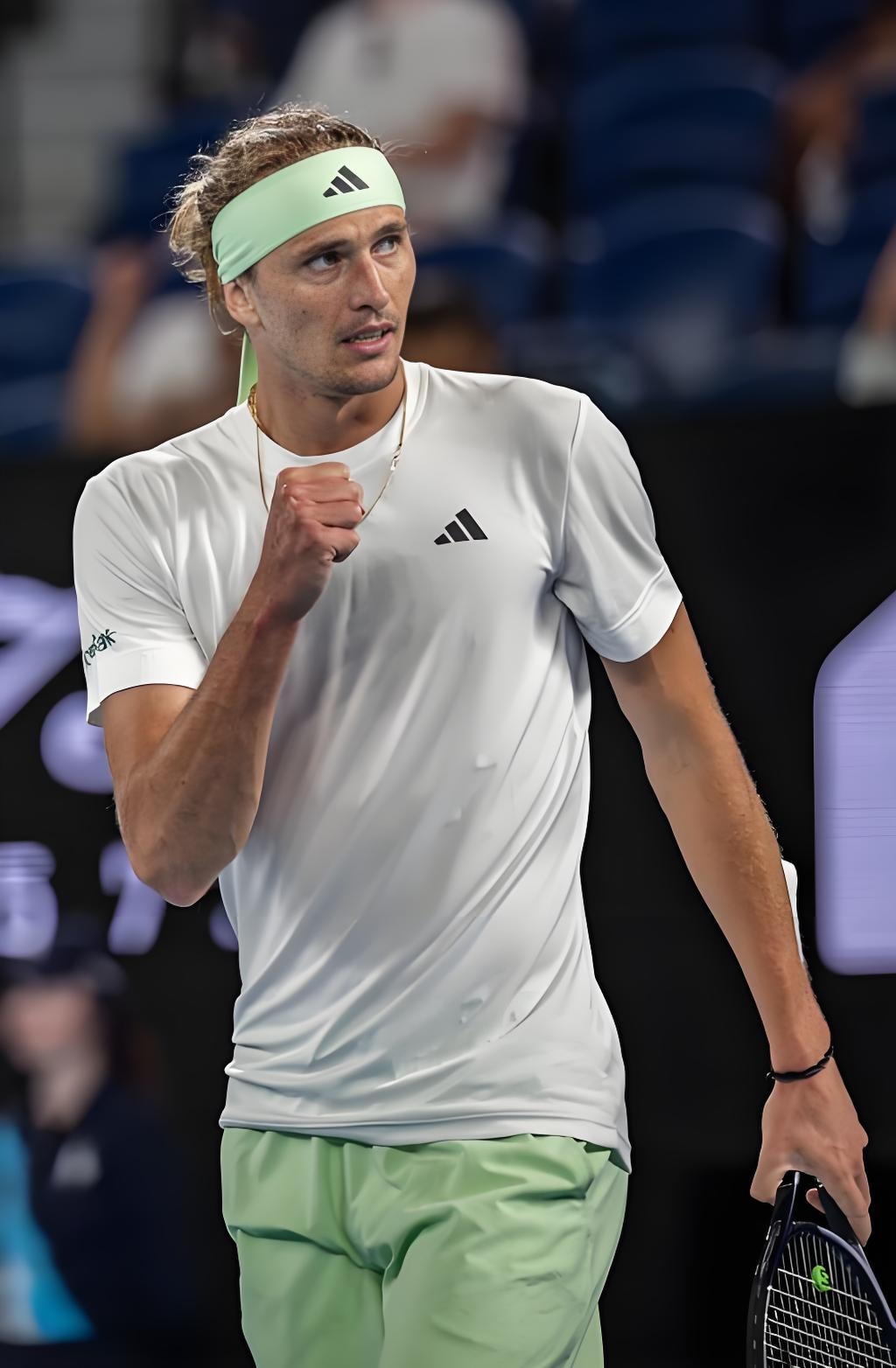 年终总决赛绝杀戴维斯杯，兹维列夫点燃赛场