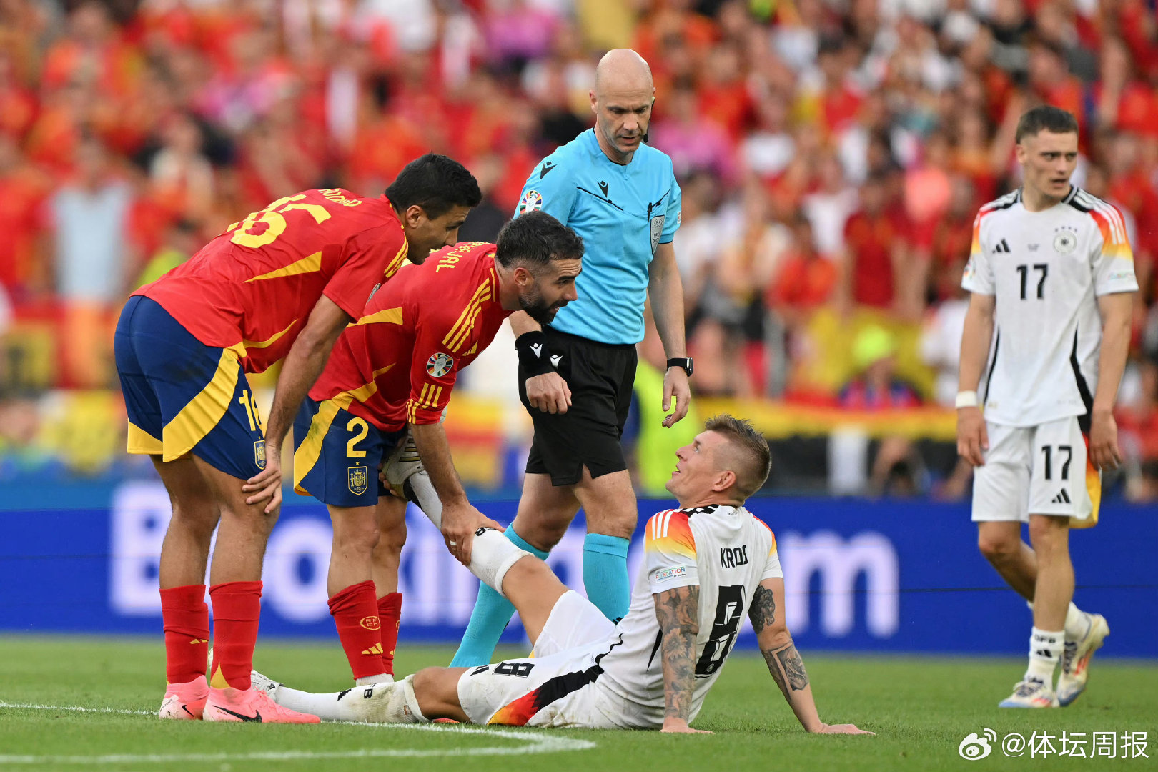 西班牙完胜巴萨，罗德里戈送出助攻