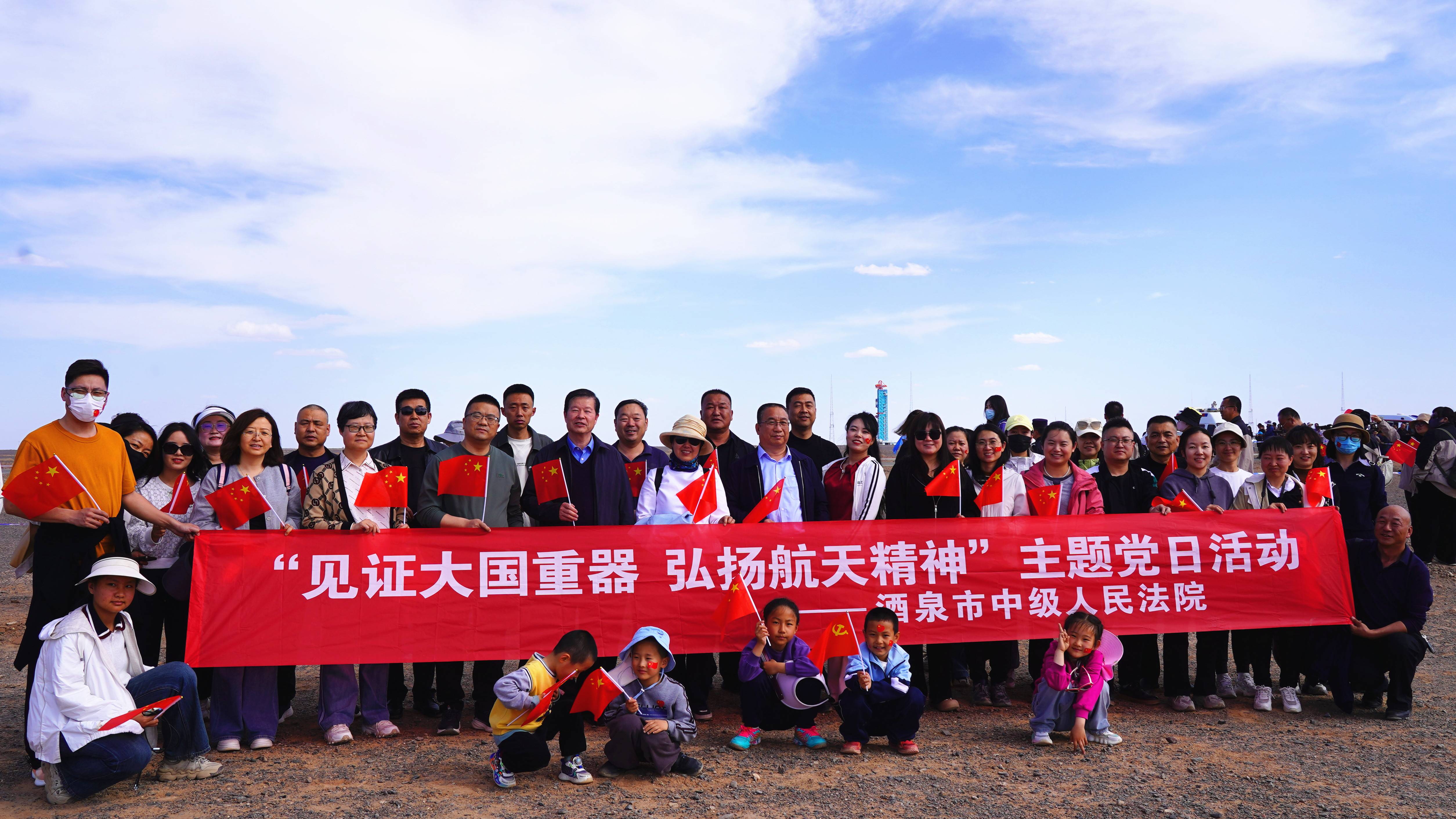 精妙进攻引来掌声,球迷热情高涨的简单介绍 精妙进攻引来掌声,球迷热情高涨的简单介绍