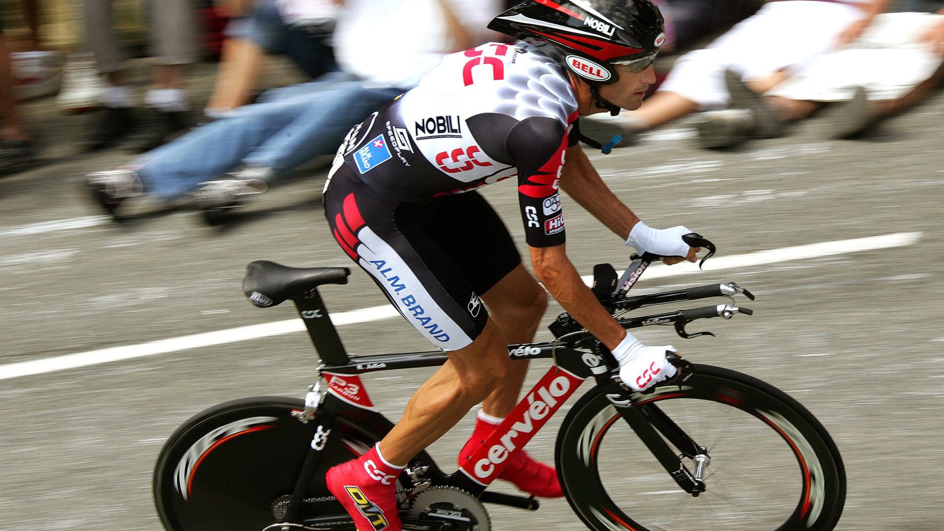 拉梅洛·鲍尔化身纽约克星？雄鹿对阵尼克斯的完全无解之谜