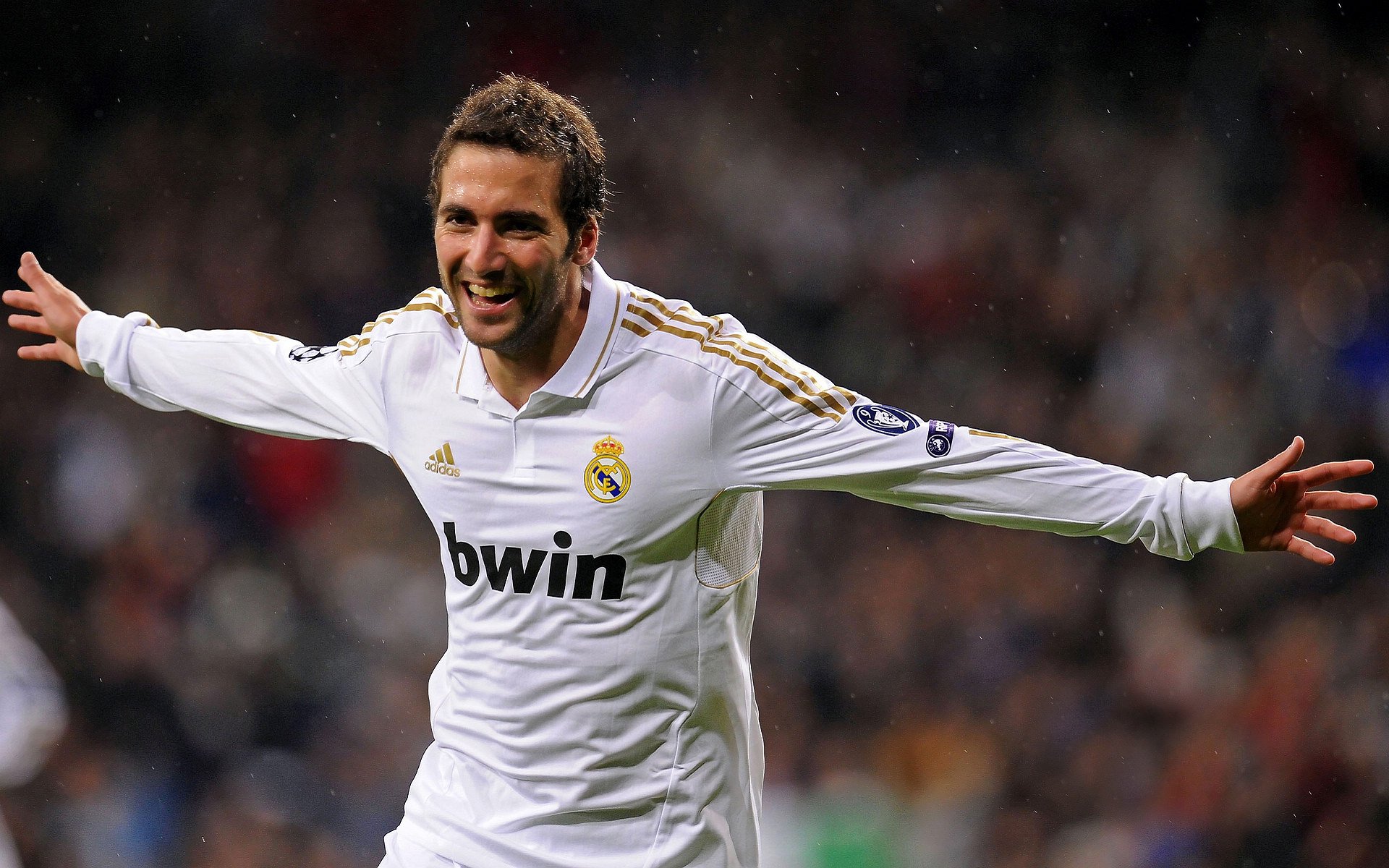 智利铁血碾压南非,法比尼奥攻防两端统治诠释现代足球新定义