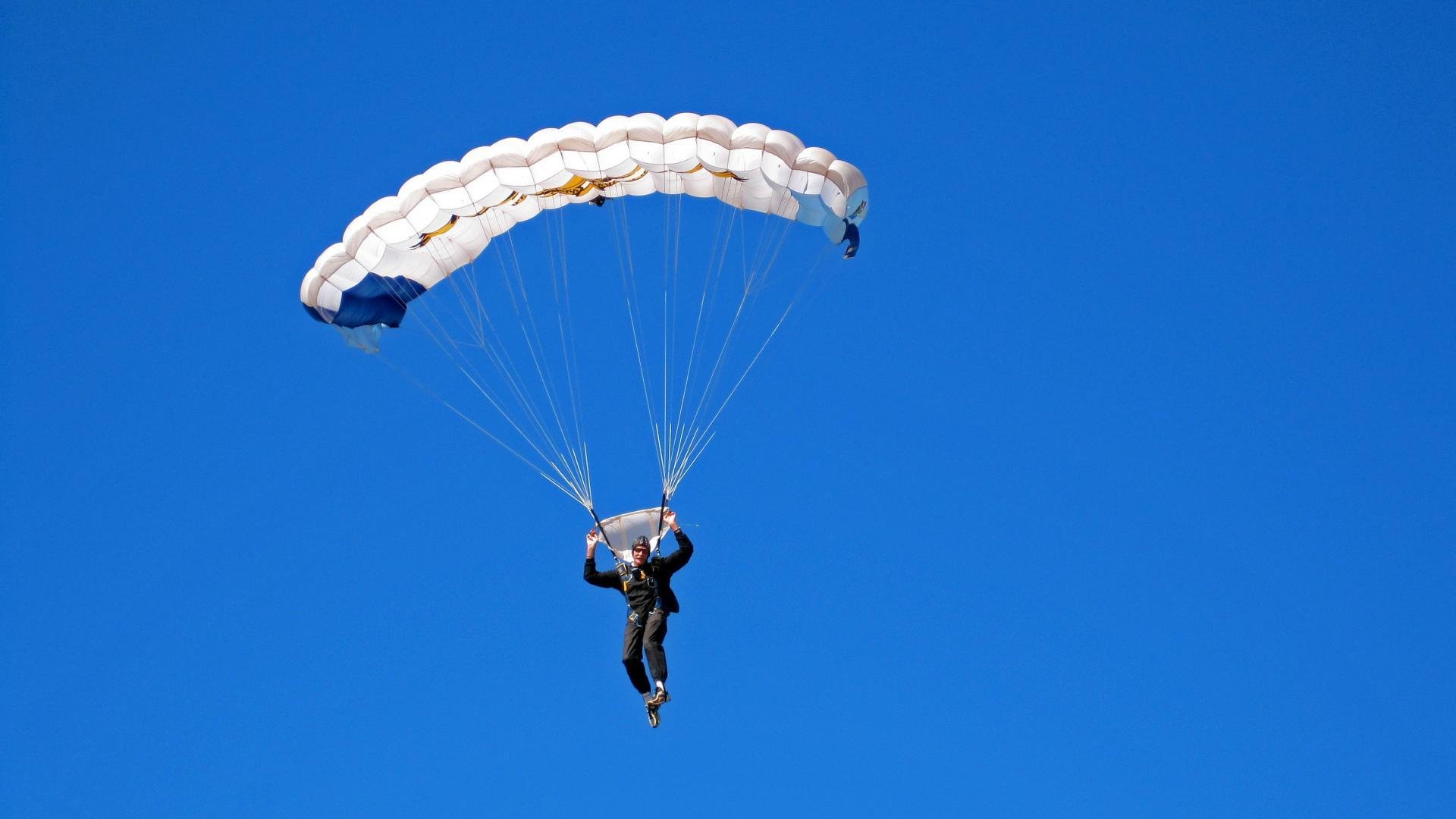 王皓统治全场，中国队完胜法国队—一场定义时代的胜利